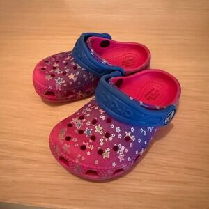 Crocs Classic Graphic Clog K Pink Blue Multi‎ Stars 6 Little Kid